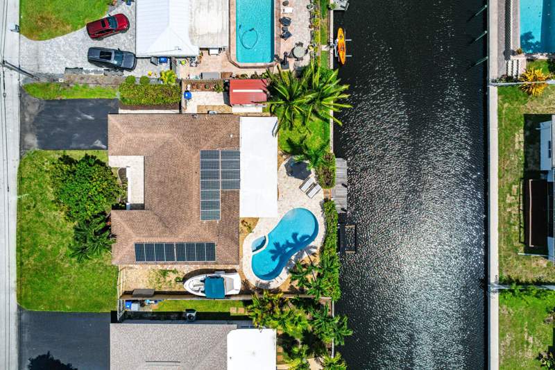 4 bedroom Single Family Residence at 1620 SW 4th Avenue, Boulevard Park Isles Sec 4, Pompano Beach — photo 3