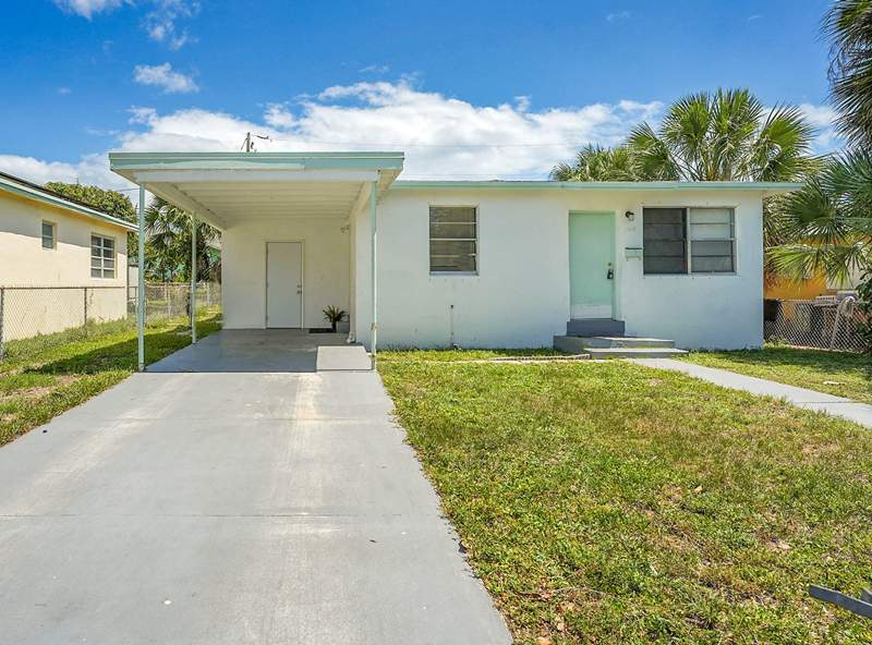 2 bedroom Single Family Residence at 1208 W 32nd Street, Dunbar Terr, Riviera Beach — photo 2