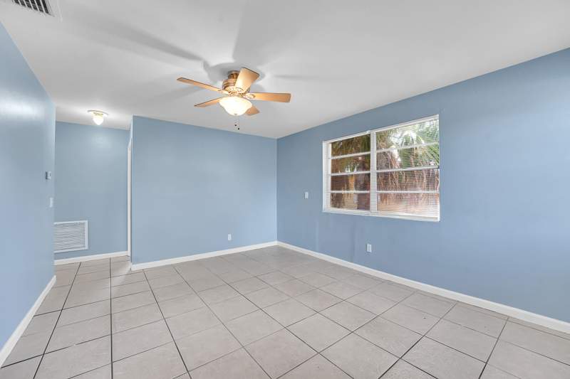 2 bedroom Single Family Residence at 1208 W 32nd Street, Dunbar Terr, Riviera Beach — photo 5