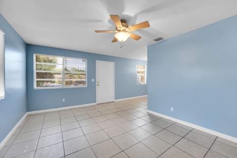 1208 W 32nd Street, Riviera Beach FL - photo 7 of 17