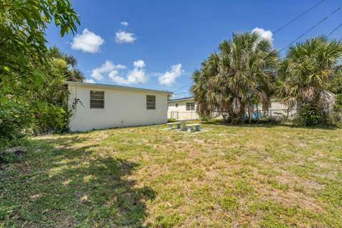 1208 W 32nd Street, Riviera Beach FL - photo 15 of 17