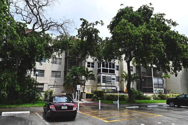 1 bedroom Condominium at 1681 NW 70th Avenue #402, Omega Condo No 1, Plantation — photo 3
