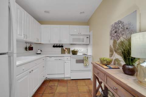 6473 Bay Club Drive #1, Fort Lauderdale FL - photo 10 of 29