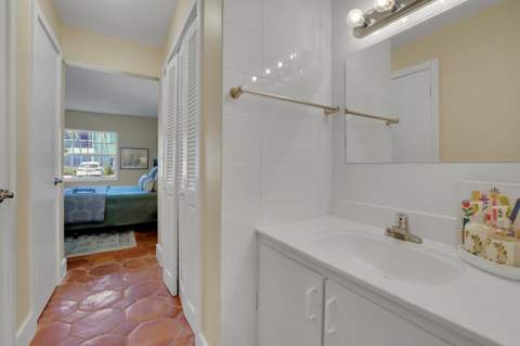 6473 Bay Club Drive #1, Fort Lauderdale FL - photo 17 of 29