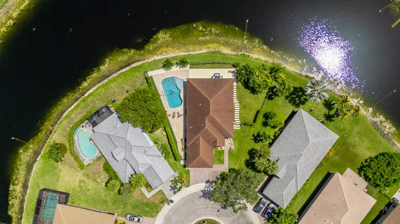 4 bedroom Single Family Residence at 6272 NW 108th Way, Parkland Isles, Parkland — photo 4
