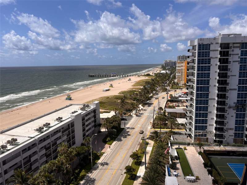 2 bedroom Condominium at 531 N Ocean Boulevard #1711, Silver Thatch Atlantic Plaza, Pompano Beach — photo 4