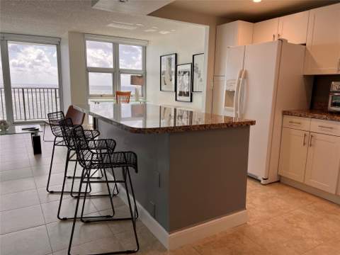 531 N Ocean Boulevard #1711, Pompano Beach FL - photo 8 of 49