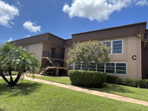 125 Piedmont C, Delray Beach FL - photo 7 of 44