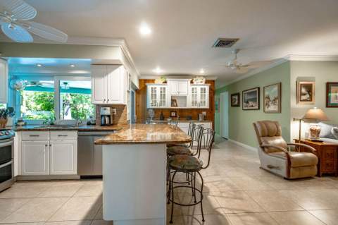 2823 NE 35th Court, Lighthouse Point FL - photo 16 of 45