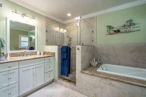 2823 NE 35th Court, Lighthouse Point FL - photo 21 of 45