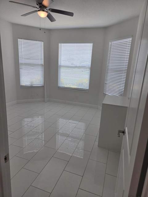 2902 SW Savona Boulevard, Port St. Lucie FL - photo 10 of 18