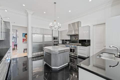 7172 Valencia Drive, Boca Raton FL - photo 19 of 48