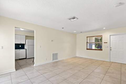5114 Conklin Drive, Delray Beach FL - photo 10 of 41