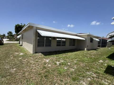 4890 NW 14th Terrace, Deerfield Beach FL - photo 18 of 20