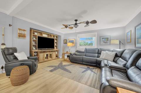 10015 Daisy Avenue, Palm Beach Gardens FL - photo 6 of 50