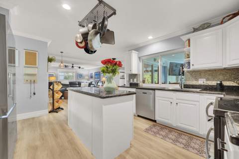 10015 Daisy Avenue, Palm Beach Gardens FL - photo 12 of 50