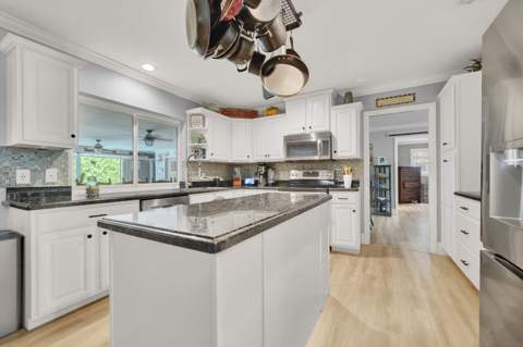 10015 Daisy Avenue, Palm Beach Gardens FL - photo 15 of 50