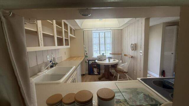 1 bedroom Condominium at 150 Lake Meryl Drive #145, Golden Lakes Village Condo E, West Palm Beach — photo 4