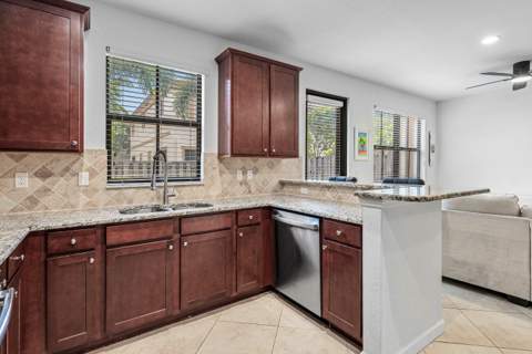 9628 Waterview Way, Parkland FL - photo 10 of 36
