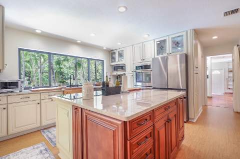8166 150th Court, Palm Beach Gardens FL - photo 12 of 66