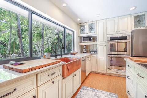 8166 150th Court, Palm Beach Gardens FL - photo 13 of 66
