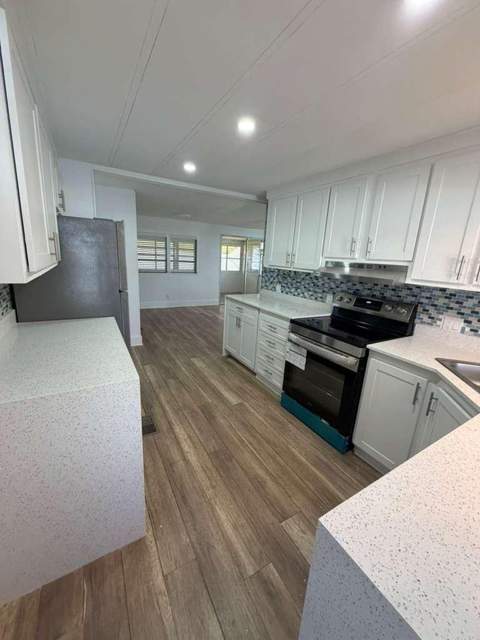 8864 Kings Drive, Boynton Beach FL - photo 13 of 25