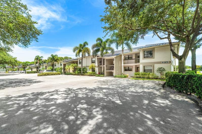 2 bedroom Condominium at 12870 Briarlake Drive #106, Eastpointe, Palm Beach Gardens — photo 2