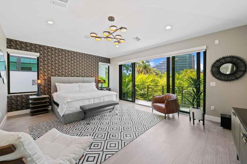 4 bedroom Co-Ownership at 3400 NE 25th Street, Lauderdale Beach, Fort Lauderdale — photo 5