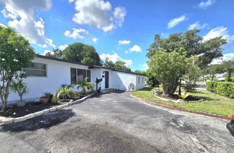 4 bedroom Single Family Residence at 6138 SOUTHGATE Boulevard, SOUTHGATE FOURTH ADD, Margate — photo 3