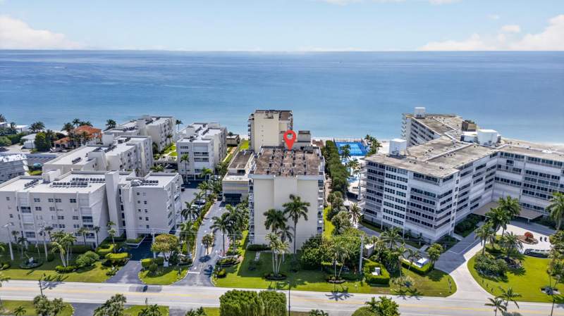 2 bedroom Condominium at 3540 S Ocean Boulevard #208, Le Chateau Royal Condo, South Palm Beach — photo 3