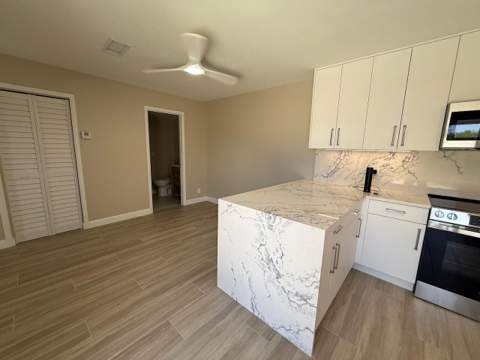 79 Lake Arbor Drive #79, Palm Springs FL - photo 15 of 35