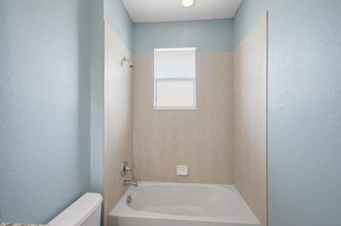 841 Bent Creek Drive, Fort Pierce FL - photo 9 of 60