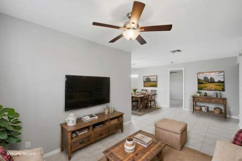 841 Bent Creek Drive, Fort Pierce FL - photo 11 of 60