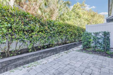 5659 Enclave Drive, Mangonia Park FL - photo 19 of 28