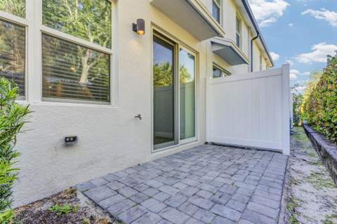 5659 Enclave Drive, Mangonia Park FL - photo 21 of 28