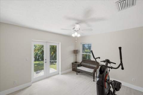 320 NE Surfside Avenue, Port St. Lucie FL - photo 7 of 30