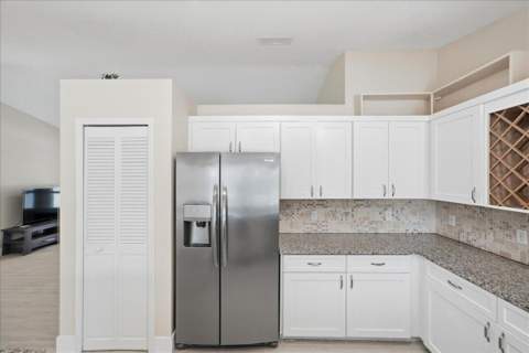 320 NE Surfside Avenue, Port St. Lucie FL - photo 12 of 30