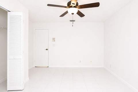 7606 Briar Cliff Circle, Lake Worth FL - photo 18 of 28