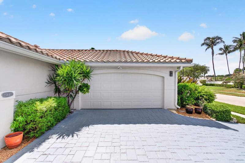 3 bedroom Single Family Residence at 15441 Strathearn Drive, Gleneagles 9, Delray Beach — photo 2
