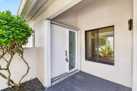 15441 Strathearn Drive, Delray Beach FL - photo 6 of 92