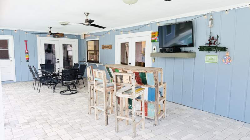 4 bedroom Single Family Residence at 757 SE Lighthouse Avenue, Port St Lucie Section 10, Port St. Lucie — photo 3