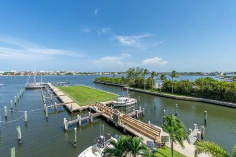 806 E Windward Way #424, Lantana FL - photo 6 of 48