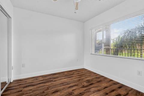 1301 SW 142nd Avenue #214H, Pembroke Pines FL - photo 21 of 32