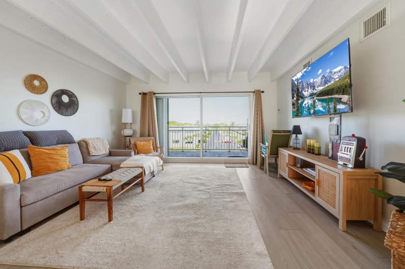 2 bedroom Stock Cooperative at 4500 S Ocean Boulevard #309, Imperial House Inc, South Palm Beach — photo 5