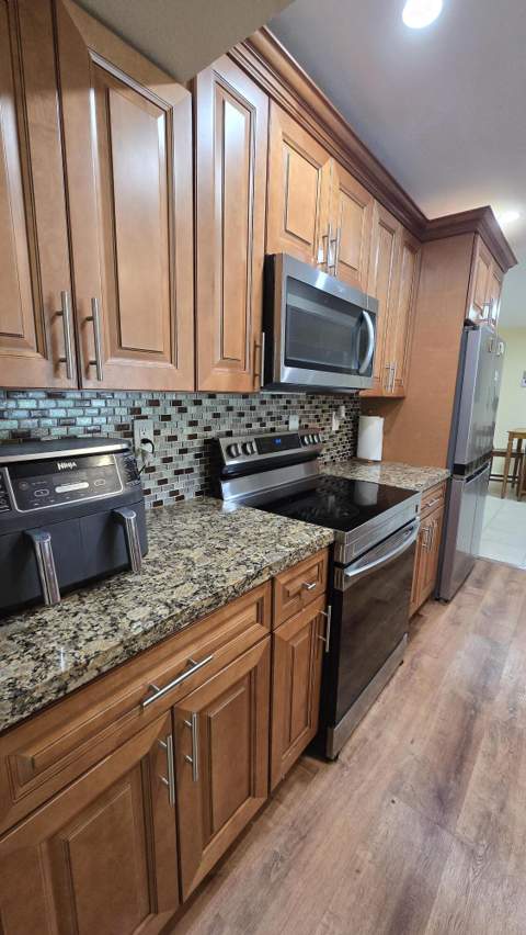 6311 NW 71st Avenue, Tamarac FL - photo 10 of 43