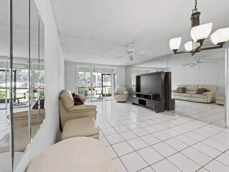 2 bedroom Condominium at 777 S FEDERAL Highway #108C, ISLAND CLUB THREE CONDO, Pompano Beach — photo 4