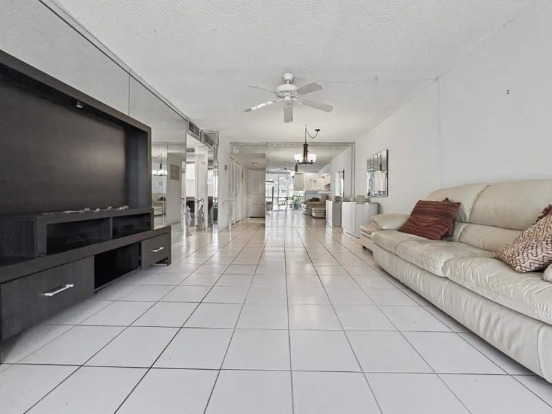 2 bedroom Condominium at 777 S FEDERAL Highway #108C, ISLAND CLUB THREE CONDO, Pompano Beach — photo 5