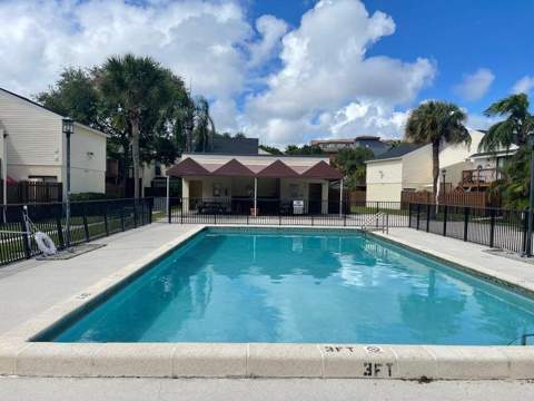 645 Executive Center Drive #R-105, West Palm Beach FL - photo 13 of 21
