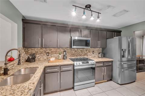 4165 S Pine Island Road #4165, Davie FL - photo 10 of 39