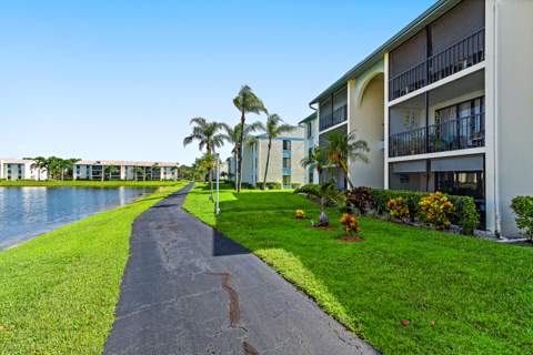 1111 Green Pine Boulevard #F1, West Palm Beach FL - photo 23 of 23
